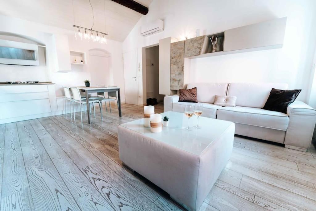 Appartement Loft Cavour - Teatro Ariston à San Remo Extérieur photo
