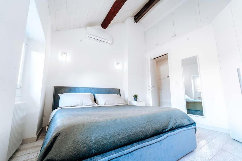 Appartement Loft Cavour - Teatro Ariston à San Remo Extérieur photo